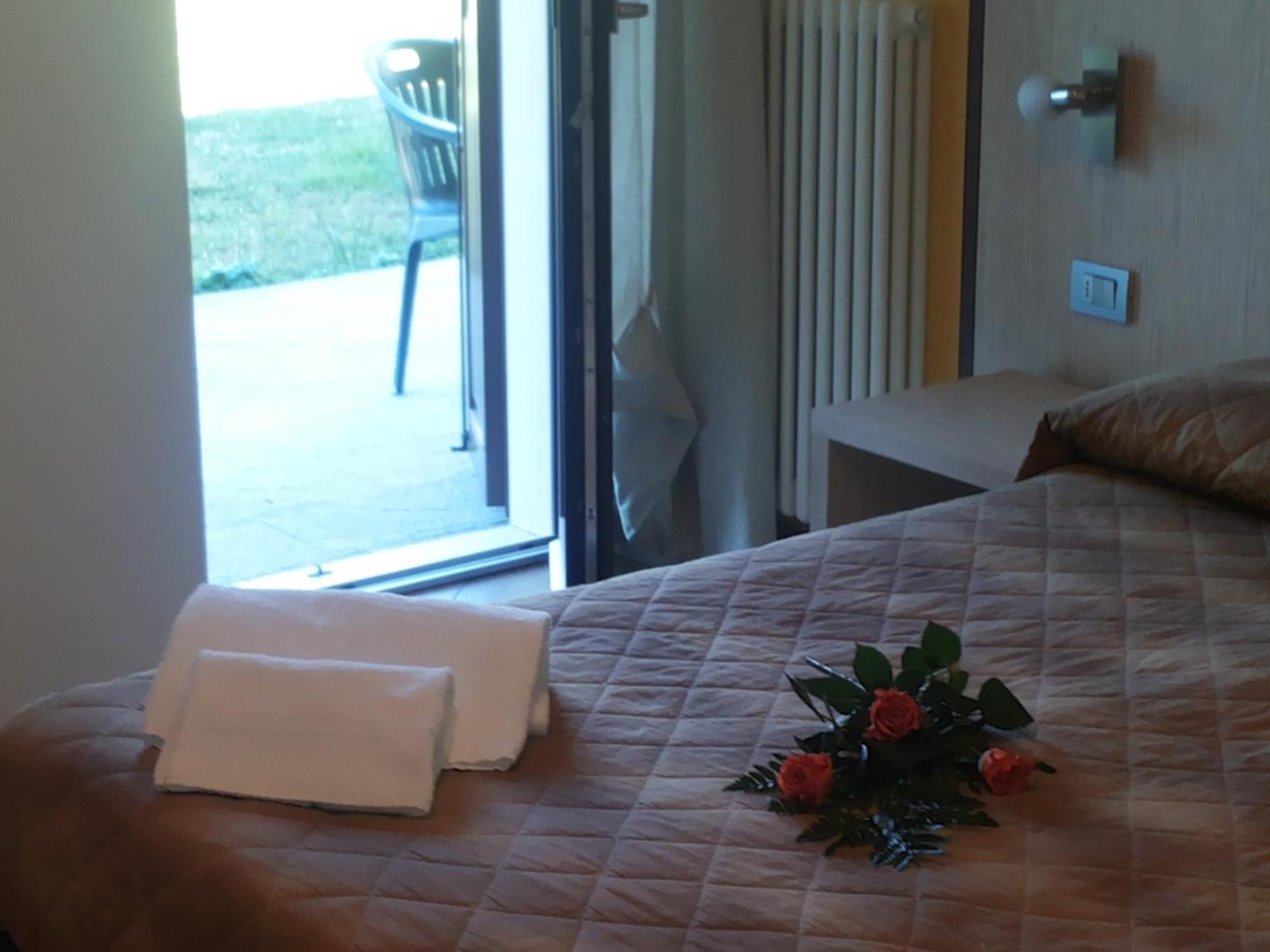Agritur Arcosole B&B Camping Номер фото